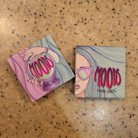 Moods Eyeshadow Makeup Palette with Free Mini - Picture 7 of 7